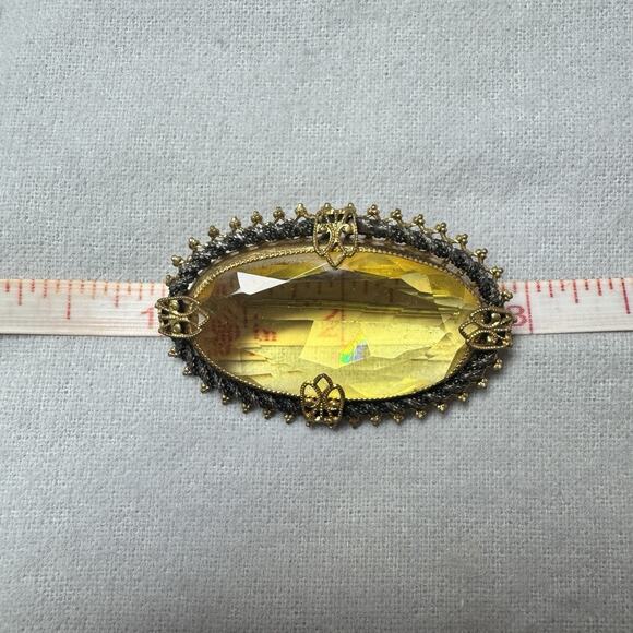 Antique C Clasp Czech? Gold Filled Brooch With Large Yellow Color Faceted Glass - Picture 6 of 7